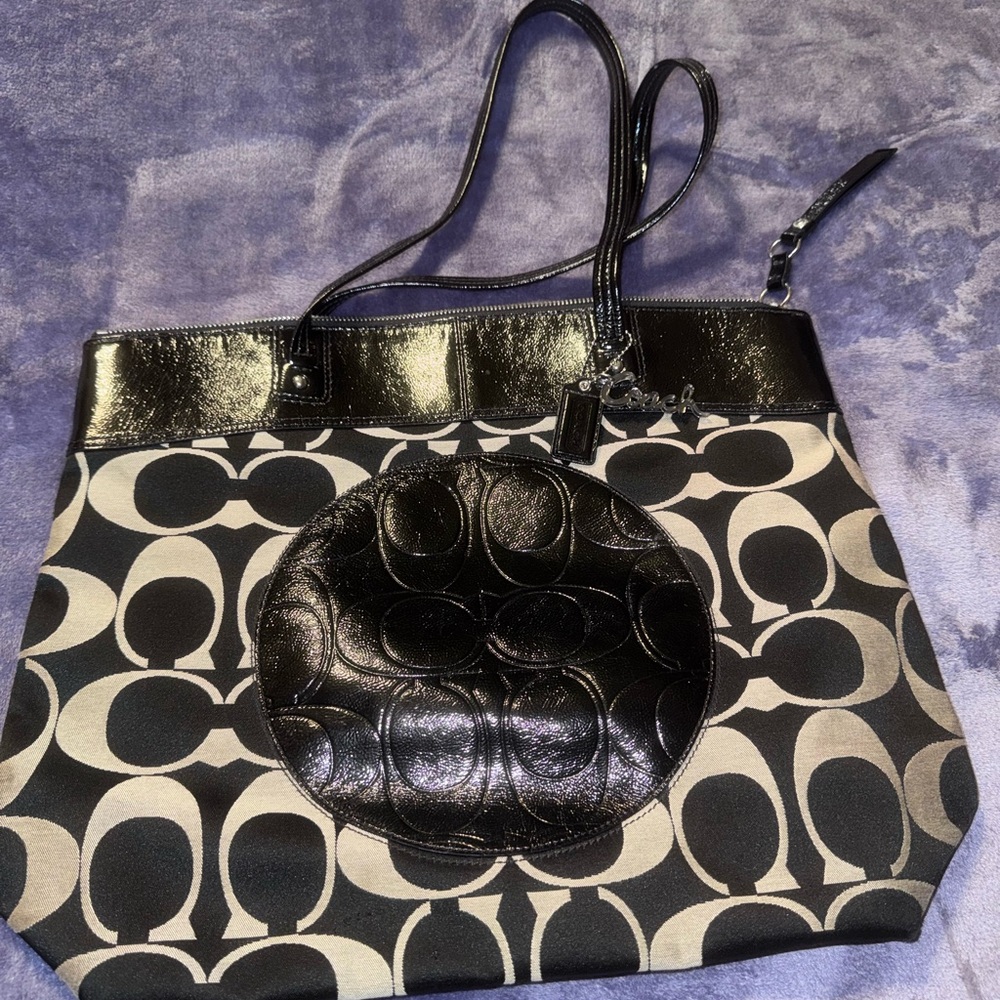 Coach Black and Cream Signature Circle Tote
